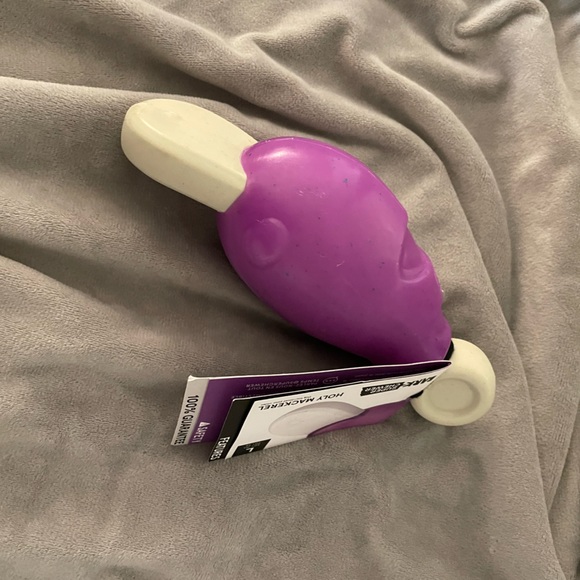 Bark Box Super Chewer ‘Holy Mackerel’ dog toy - Picture 1 of 2